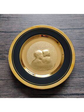 Signed Royal Imperial Chokin Bas Relief Plate, 18K Gold Gilded 1983 Embossed